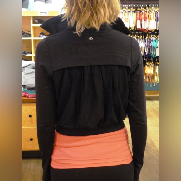 Lululemon Athletica Women’s Charcoal Gray Bomber Jacket Size 8/10 Luon Fabric - Picture 7 of 16